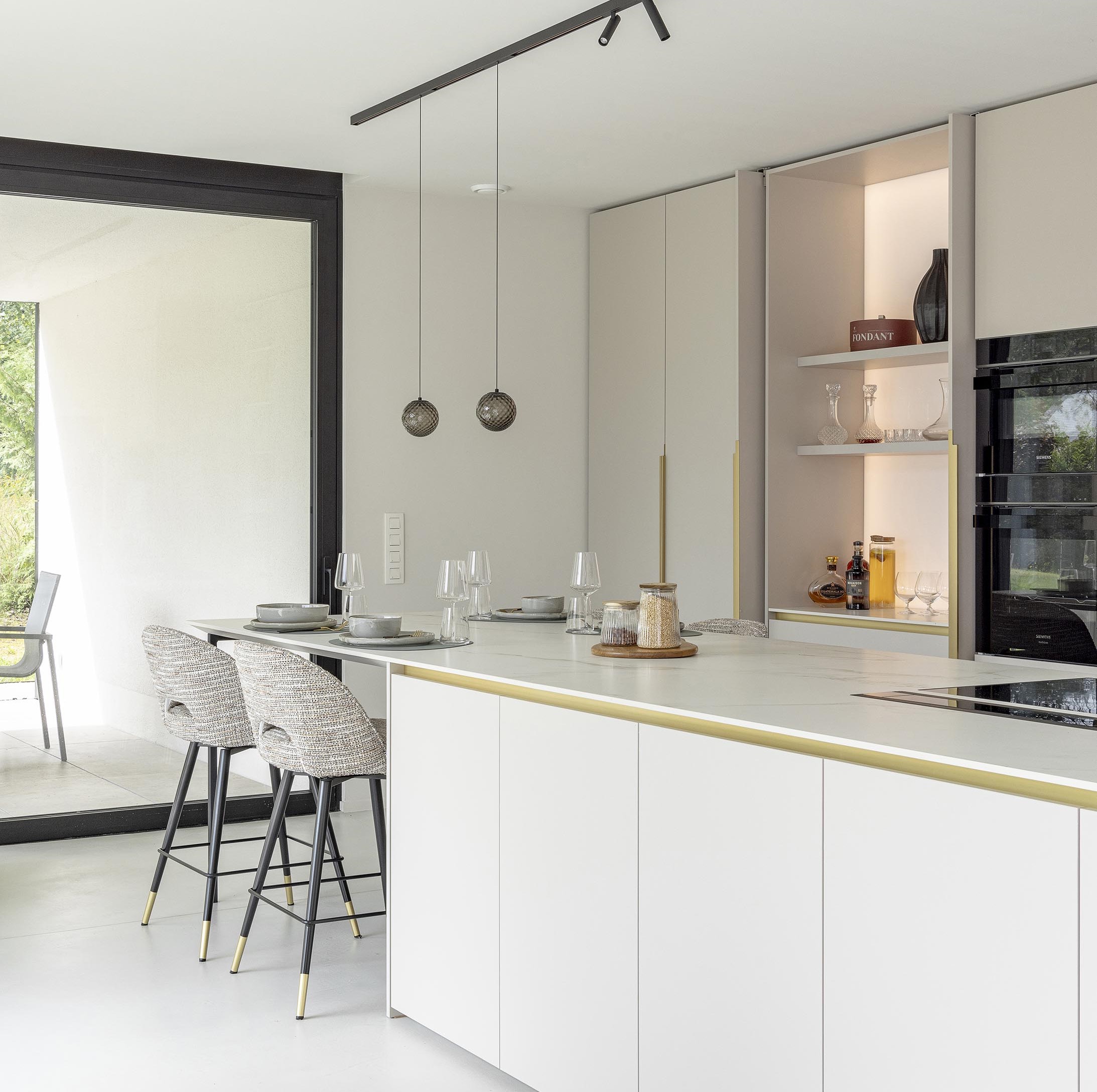 cuisine contemporaine claire