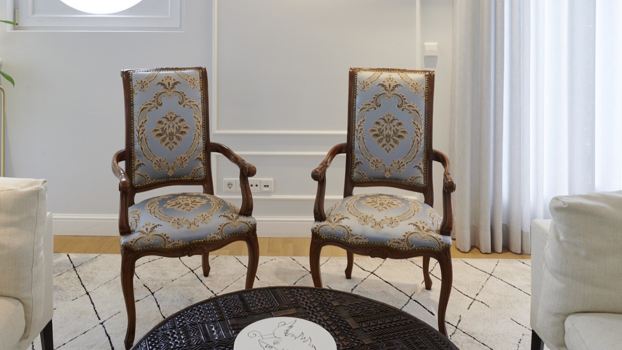 2 chaises anciennes tissus, ambiance haut de gamme